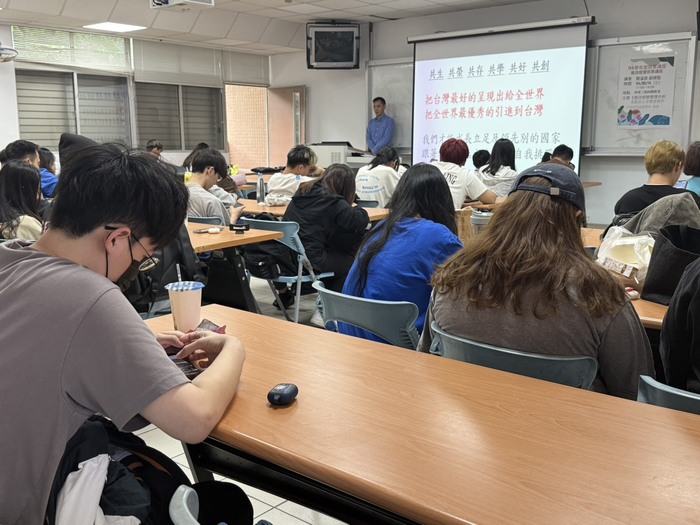 114年飯店經營管理就業講座圖片